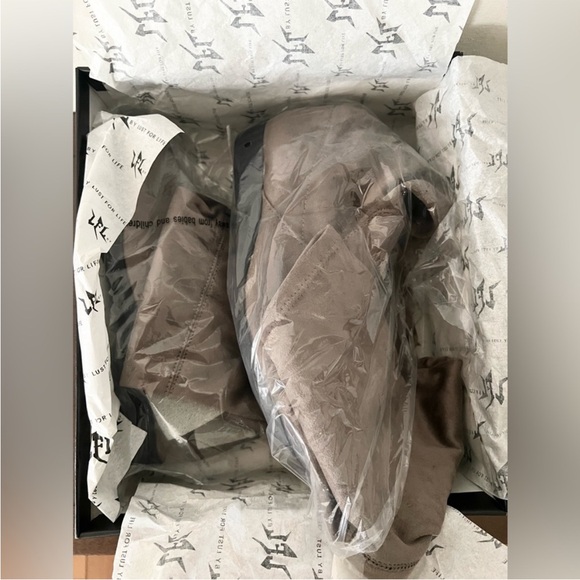 NWOT “Radikal” Thigh-High OTK Boot - Picture 5 of 10